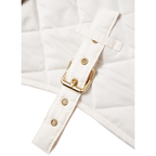 Heavy-duty brass fastens securely over the snowy textile. Precise tailoring and reinforced eyelets ensure the adjustable waist strap remains firmly locked during vigorous outdoor movement.