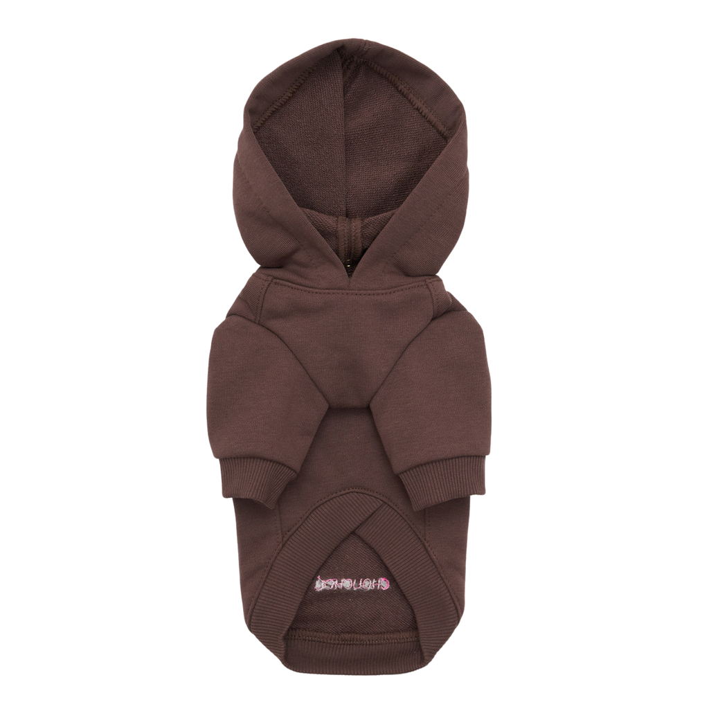 Heavyweight chocolate cotton shapes a relaxed pet streetwear silhouette, showcasing the functional soft hood and shape-retaining ribbed cuffs against a pure white backdrop.