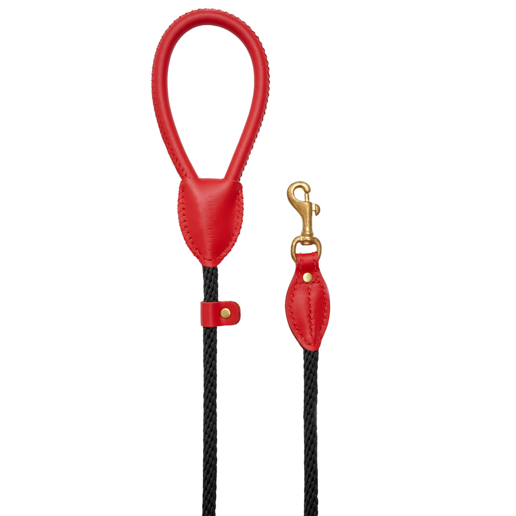 Clean vertical flatlay of the Classic Red and Black dog walking leash by CacheMio & CHOUCHOÚ, emphasizing its elegant and dynamic design.