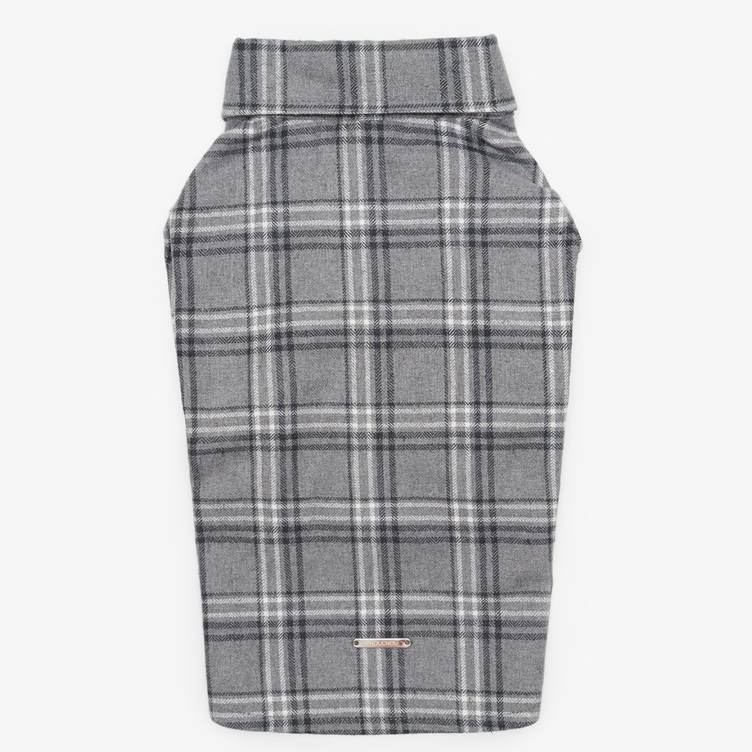 A seamless back panel highlights the lightweight woven cotton and meticulous pattern matching of the light gray pet shirt, finished with a subtle logo plate.