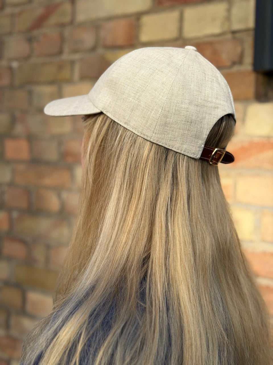 Linen Baseball Cap Natural – Front View | CacheMio®